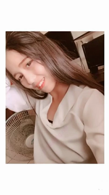 【纯欲校花】宜兰商业学校“李宜辰”大胸正妹反差日常性爱不雅视频流出~