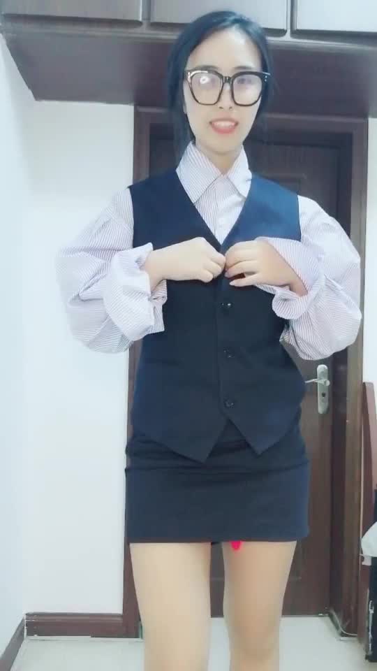 正经的小白领_一月十六号