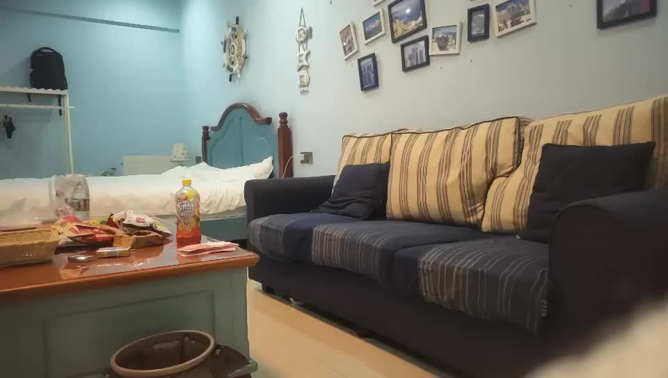 捶子探花_啪啪高颜值妹子