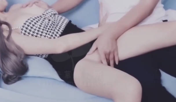 高潮不斷~酒吧邂逅女神一個微醺的夜晚