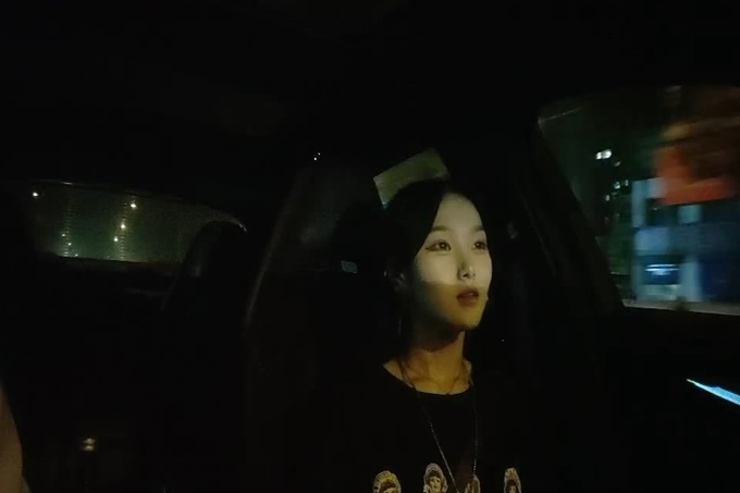 新晋泡良大神 漂亮小姐姐豪车上好开心 酒店开房激情啪啪 小骚货花样多啥都懂 