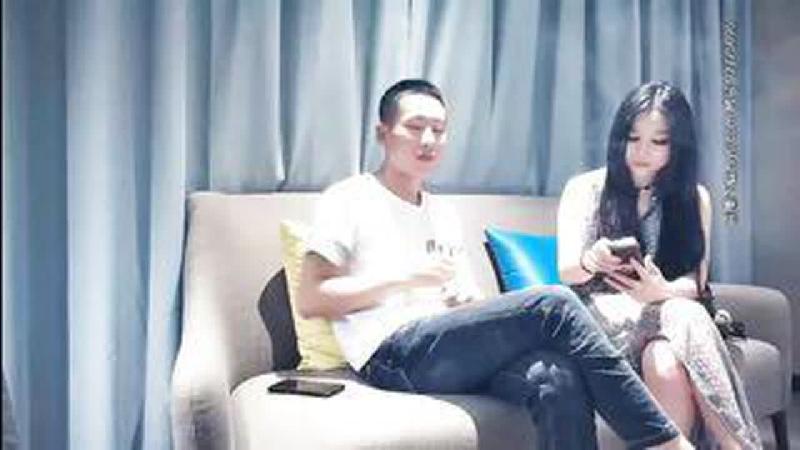 9總全國探花約了個高顏值長裙妹子啪啪,口交上位騎乘抱著抽插猛操呻吟誘人