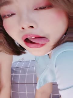 肥臀巨乳两个小骚货双女一起淫荡诱惑,奶头超大舔弄吸吮,顶级肥臀微毛极品肥穴,跳蛋塞穴手指抠入菊花